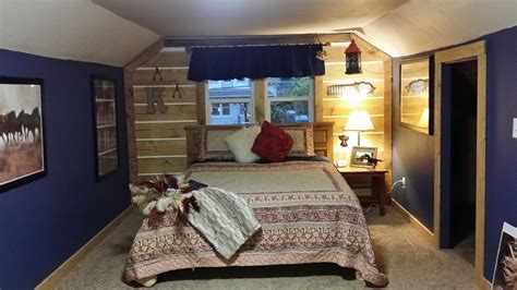 My friend like horse barn bedroom ideas so this article useful for you even if you are a newbie though. Hometalk | Horse Themed Bedroom Makeover