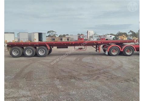 Buy Used Freighter Freighter Tri Axle Flat Top Trailer In Listed On
