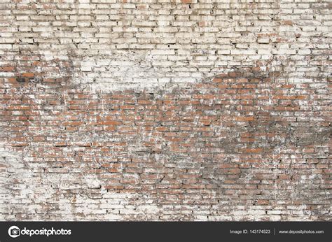 Old Brick Wall With White Paint Background Texture — Stock