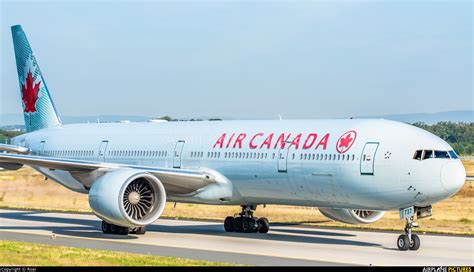 C Fiuw Air Canada Boeing 777 300er At Frankfurt Photo Id 1247897