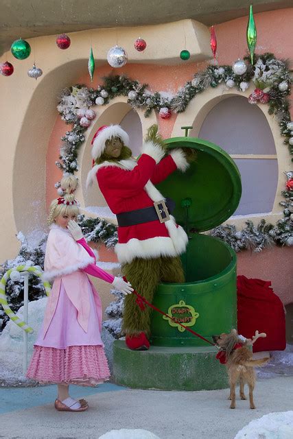 Whoville On The Backlot The Grinch Max The Dog Cindy