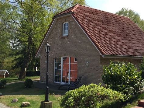 Herzlich willkommen im land der 1000 seen! Ferienhaus Haus am See, Mecklenburgische Seenplatte - Frau ...