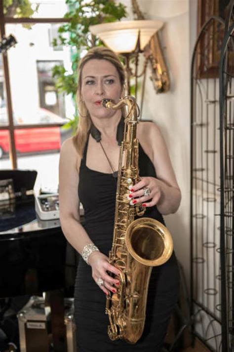Pro Female Saxophonist All Styles Last Minute Musicians