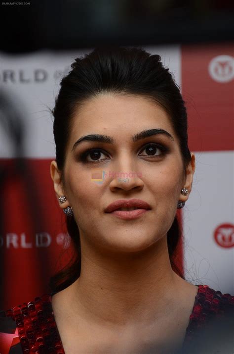 Kriti Sanon At Titan Event On 10th Nov 2015 Kriti Sanon Bollywood