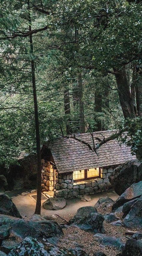 Pin By Autumn Jacunski On Home In The Mountains Log Cabins Cabins