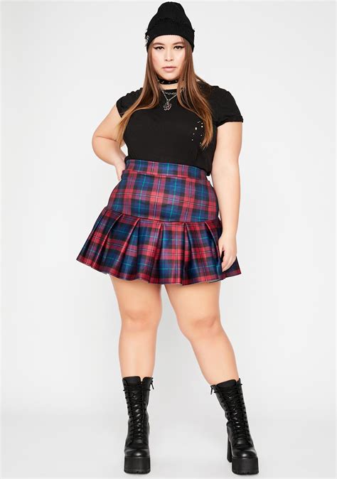 Plus Size Plaid Pleated Mini Skirt Red Navy Dolls Kill
