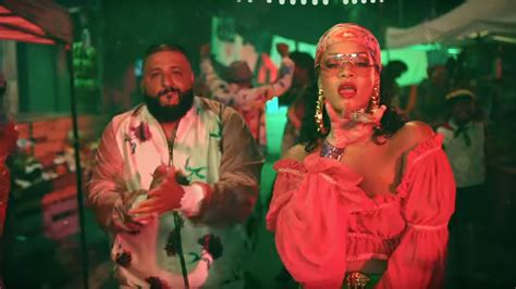 See Dj Khaled Rihanna In Sultry Wild Thoughts Video Rolling Stone