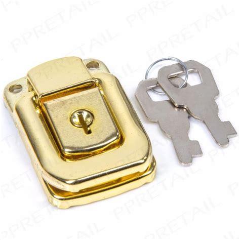 Are your old gate locks just not getting the job done anymore? LOCKABLE BRASS TOGGLE CATCH + KEYS Locking Chest Suitcase ...