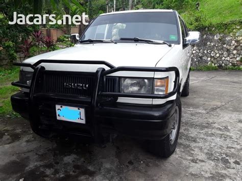We are made up of a strong and reliable team of experts devoted to serve you with efficiency and compassion because. Isuzu trooper 1993 J$ 480,000 for sale | JamaiCars.com