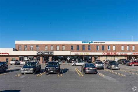 220 Maine Mall Rd South Portland Me 04106 Retail For Lease