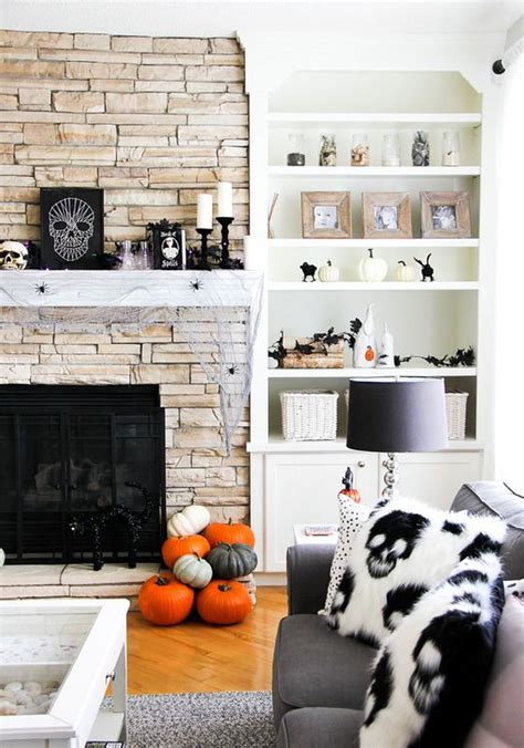Stunning Halloween Living Room Decor Ideas Looks Scary 32 Magzhouse