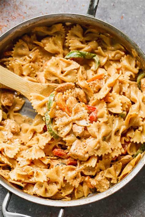 Easy Cajun Chicken Pasta Recipe Easy Cajun Chicken Pasta Chicken Pasta Dishes Cajun