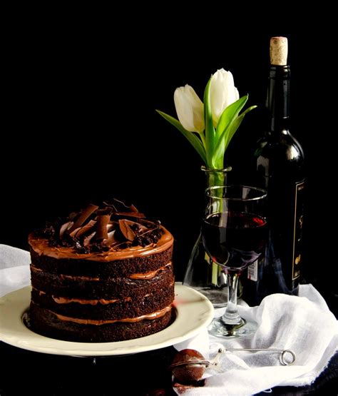 Beat this mixture together until fluffy. Red WIne Chocolate Cake - Tort cu ciocolata si vin rosu