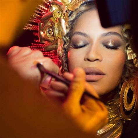 Beyoncés Makeup Artist Says Anyone Can Do This Cat Eye E Online Ca