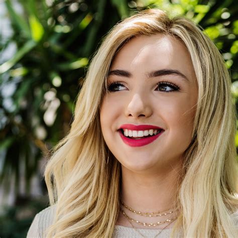 2048x2048 Peyton List Cute Smile 5k Ipad Air HD 4k ...