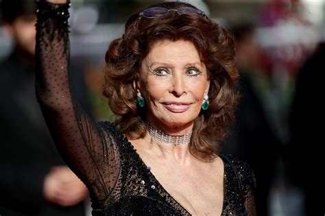Sophia Loren Wallpapers Images Photos Pictures Backgrounds