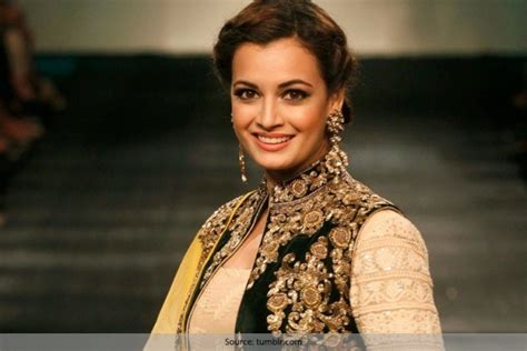 here are 10 times when dia mirza looked strikingly pretty and breathtakingly stunning