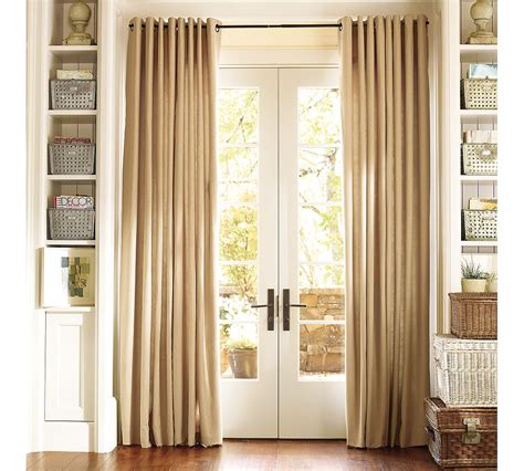 Here are some window treatment ideas to cover sliding glass doors. Window Treatment for Slider Design that Will Spruce Your ...