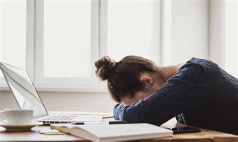 Kenali Tanda Tanda Burnout Syndrome Yang Bikin Jadi Nggak Produktif