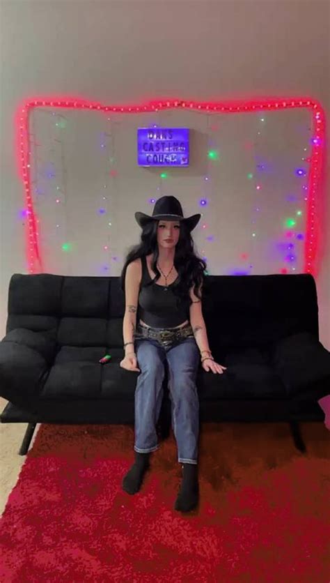 Casting Couch With Cow Girl Milf Holloween Special Scrolller