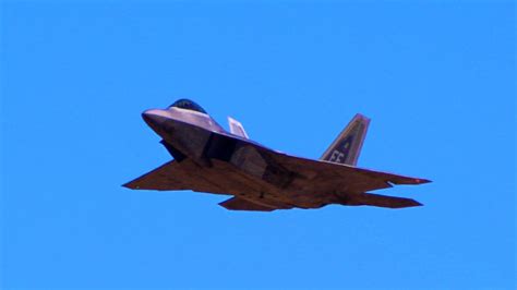 Up Close And Personal With The F 22 Raptor Raptorginophotography