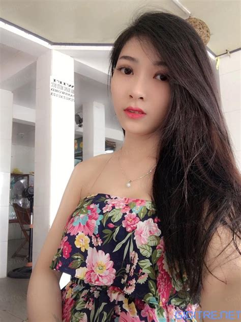 Hot girl Thu Huyền xinh xinh dâm dâm BaoBua Com