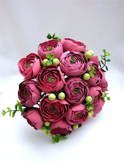 Personalize your bouquet by picking your wedding colors. Clay wedding bouquet and boutonniere set от ...