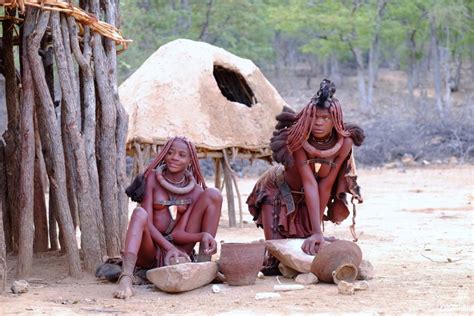 Los Himba En Namibia La Tribu Con Las Mujeres Mas Bellas De Africa