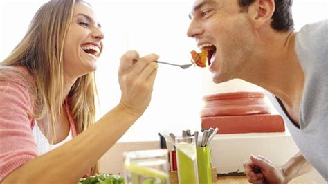 A new sharing app called olio wants to encourage more of us to share any extra food we have lying around in our fridges or cupboards with our food you don't need in your fridges or cupboards can go to people in our local area so that less of it gets wasted. Win £500 For The Perfect Date Night At Bluewater - Heart Kent