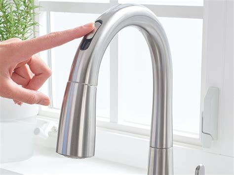Use our part lists, interactive diagrams, accessories and expert repair advice to make your repairs easy. American Standard Avery Touchless Kitchen Faucet | 2018-01 ...