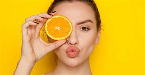 Portakalın cildiniz için sağladığı faydalar sanılanın aksine oldukça ...