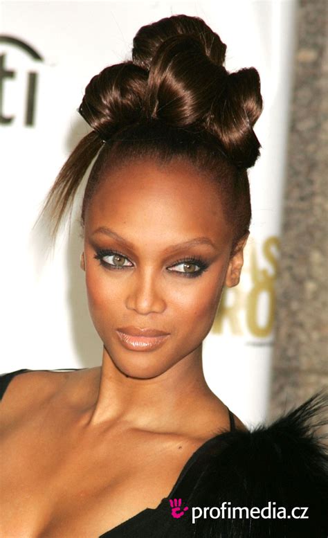 Tyra Banks Hairstyle Easyhairstyler