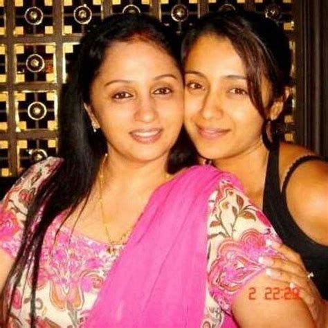 Mind Blowing Star Mom Uma Krishnan With Daughter Trishalike Mom Ma Like Daughtersimply