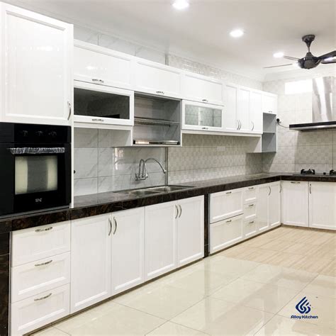 Az interior design sdn bhd will offers you the most elegant design and quality with an unbelievable price. Aluminium Kitchen Cabinet Puchong - Etexlasto Kitchen Ideas