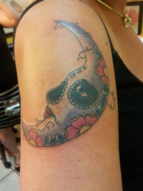 675 x 900 jpeg 59 кб. Sugar skull cresent moon | Moon tattoo, Tattoos, Owl tattoo