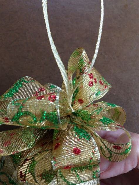 Crafting, DIY, Projects, Decorating Fancy Christmas Ornaments, Ribbon