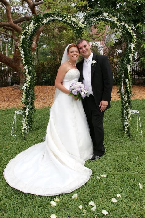 As a wedding photographer, you should come to the shoot prepared with a list of shots you want to capture (you may even want to plan the number of poses ahead of time in your wedding photography contract). 17 Best images about Photograph Ideas on Pinterest ...