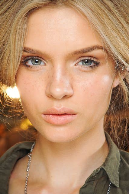 Josephine Skriver Love Her Simple Make Up And Those Beautiful Eyes