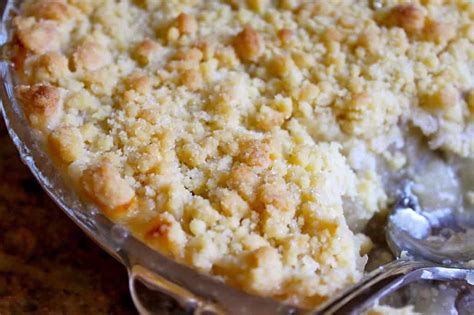 Simply the Best Apple Crumble (or Rhubarb, Blueberry, Peach...) - Christina's Cucina