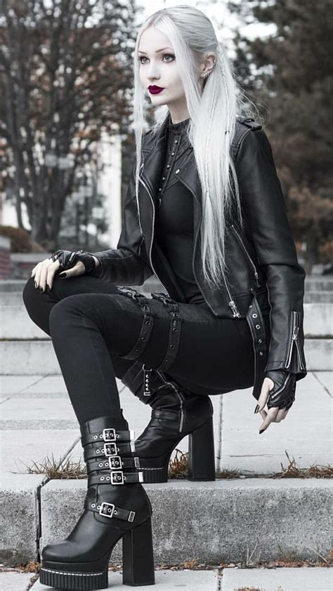 Pin By María Smith On Anastasia Gothic Fashion Blonde Goth Goth Fashion