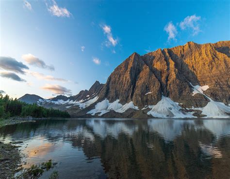 2560x1440 Floe Lake At Sunrise British Columbia 5k 1440p Resolution Hd