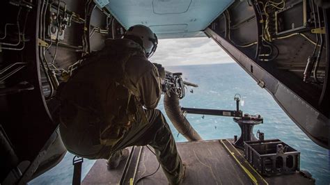 Usmc Osprey Door Gunner Military Usmc Fire Training