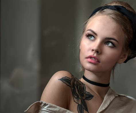 Wallpaper Id 1290484 Woman Russian Models Face Girl 1080p Anastasiya Scheglova Green