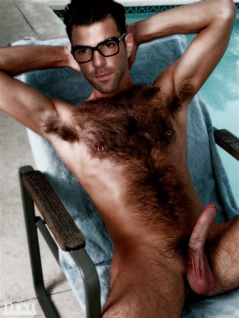 Malecelebritiesnaked Zachary Quinto Naked Iv Making A Spectacle Of