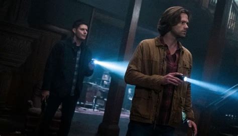 Pin By Ayesh K On Supernatural Craze Supernatural Seasons Winchester Brothers Supernatural