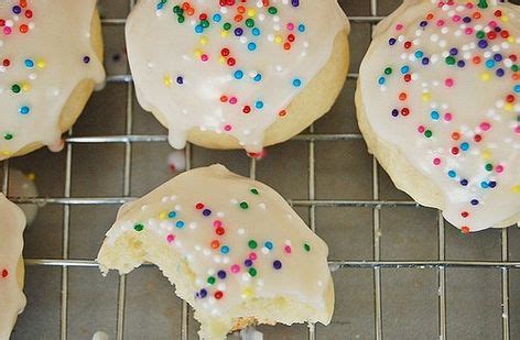Enjoy these cookies as part of a my niece made a similar recipe for christmas and the cookies were very soft inside and out. Auntie Mella's Italian Soft Anise Cookies (With images) | Anise cookies, Holiday cookie recipes ...