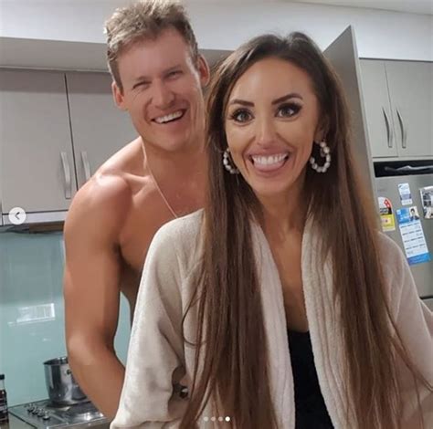 Married At First Sight Fans Cant Stop Talking About This Disturbing Photo Of Lizzie And Seb