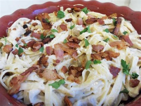 Made this for dh and myself, so i. Chicken Alfredo Recipe with Crispy Bacon - Food.com ...