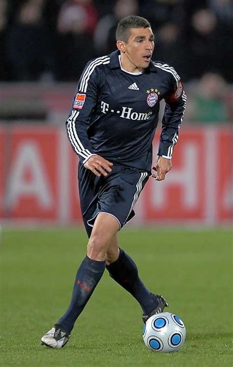 Attacking midfielder (left, right) age: Pin auf FC Bayern München