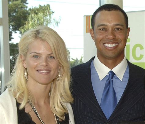 Quem é a ex mulher de Tiger Woods Elin Nordegren e por que eles se